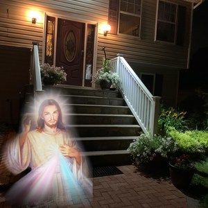 Meet your Posher, Ana